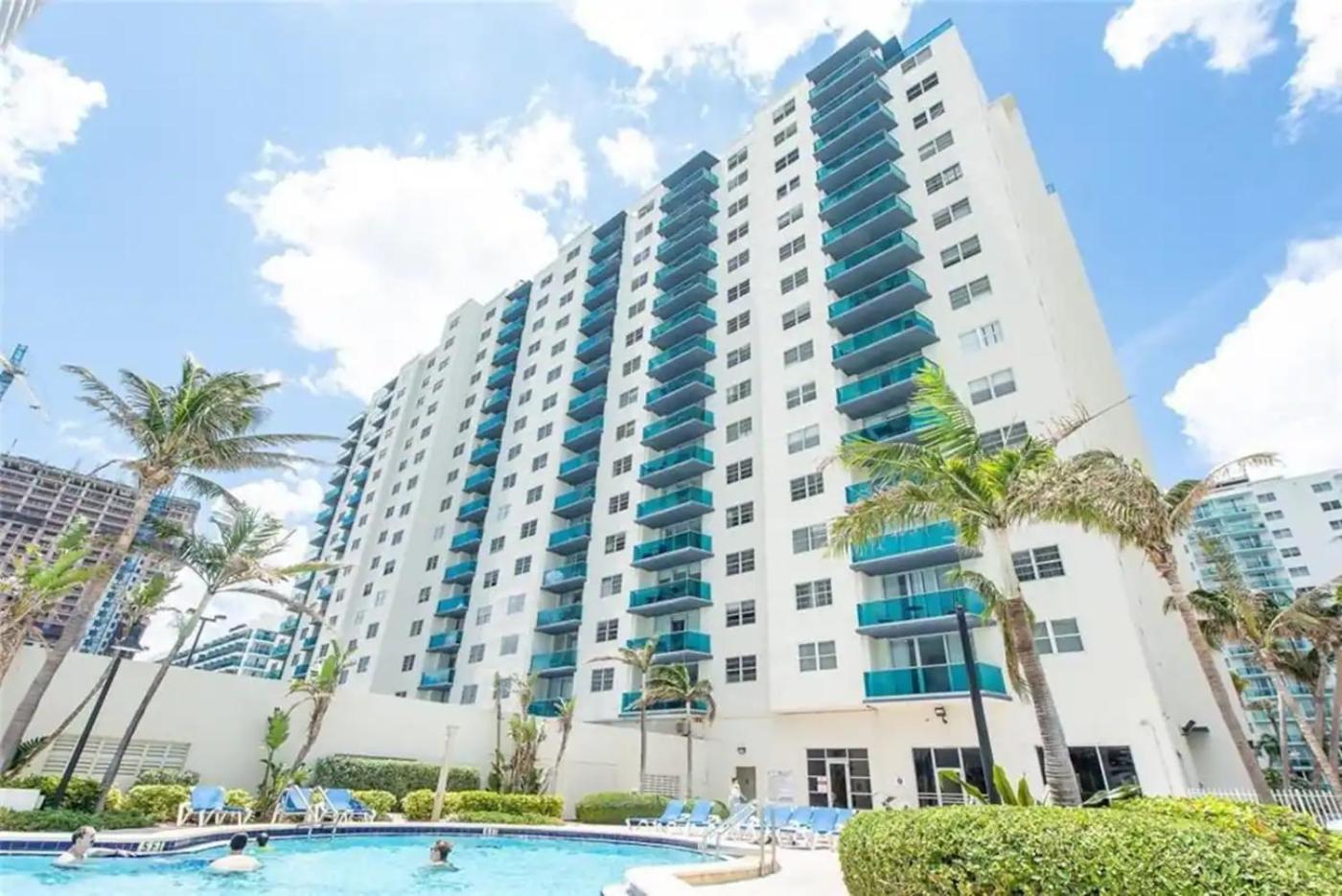 Sian Private Apartments Hollywood Exterior photo